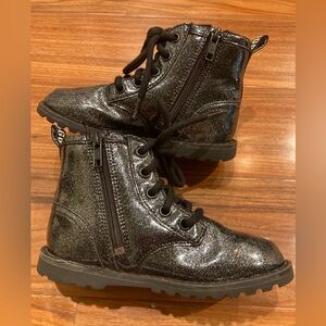 UGG Ryann 1153522T Kids US 12 Boots Black Glitter Patent Leather Winter Boots